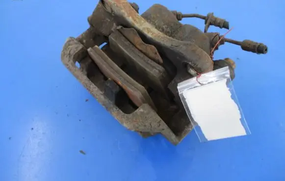 Renault Master II Front brake caliper