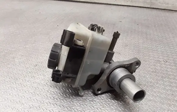 Opel Zafira B Master brake cylinder 32067271