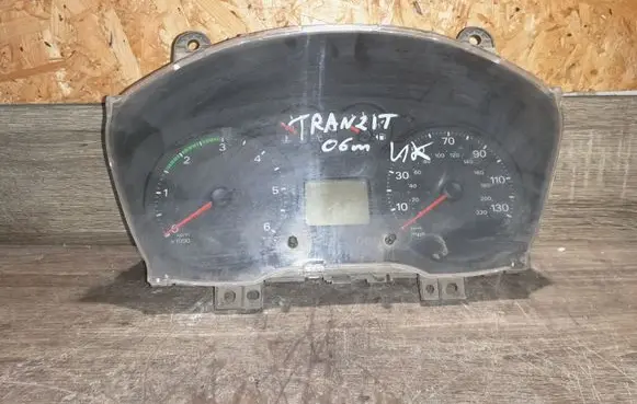 Ford Transit Speedometer (instrument cluster) 21678068