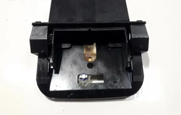 Volvo S70 V70 V70 XC Car ashtray 9158406
