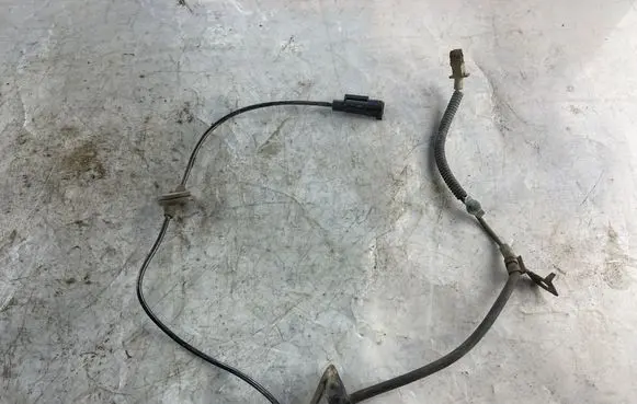 Jeep Compass ABS rear brake sensor 05105064AA