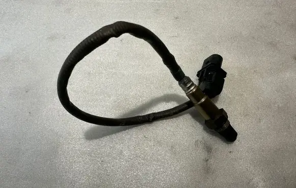 Mercedes-Benz E W212 Lambda probe sensor 0095426318 A0095426318