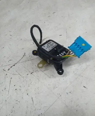 Audi A6 S6 C4 4A Air flap motor/actuator 4A0820511 0132801018