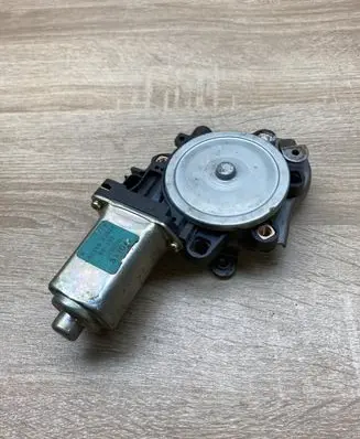 Nissan Murano Z51 Seat adjustment motor 87449C992A 65172