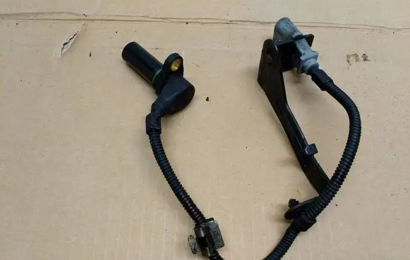 Volkswagen Transporter - Caravelle T5 Crankshaft speed sensor 070971502F