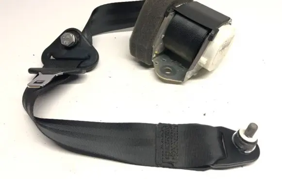 Fiat 500 Rear seatbelt 07354925760