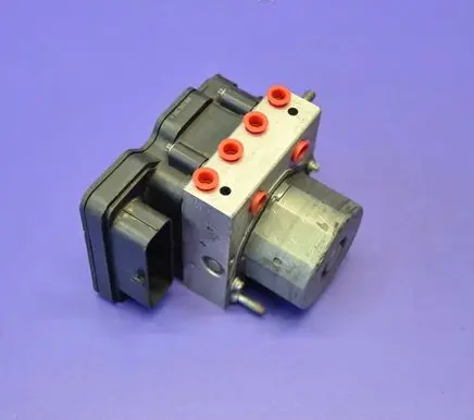 Suzuki SX4 S-Cross ABS Pump 5611061ME0 0265243868 0265956193