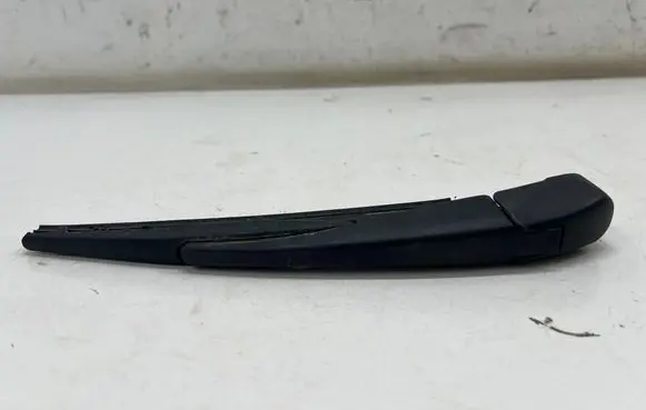 Mini Clubman F54 Rear wiper blade arm 7368089