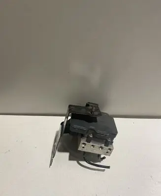 Maserati Ghibli ABS Pump 670032073