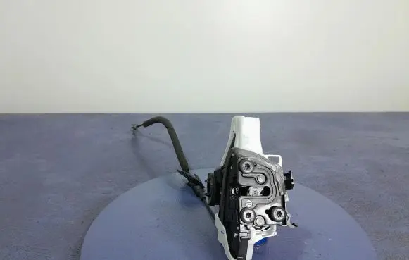 Renault Arkana Front door lock 805029736R