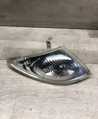 Front indicator light