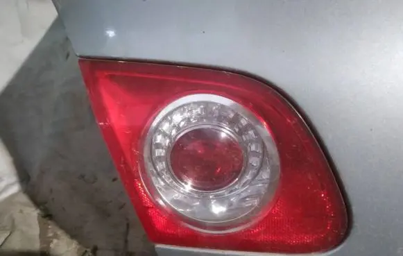 Volkswagen PASSAT B6 Tailgate rear/tail lights