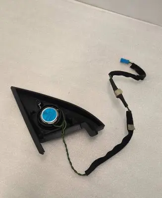 BMW 6 E63 E64 Front door high frequency speaker 7009706 50403110