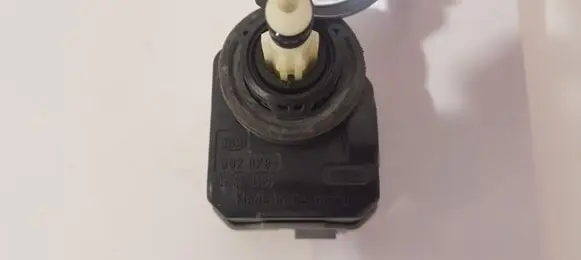 Skoda Fabia Mk1 (6Y) Headlight level adjustment motor 6Y0941295