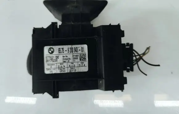 BMW 3 E90 E91 Alarm control unit/module 9200943 577621 28195236