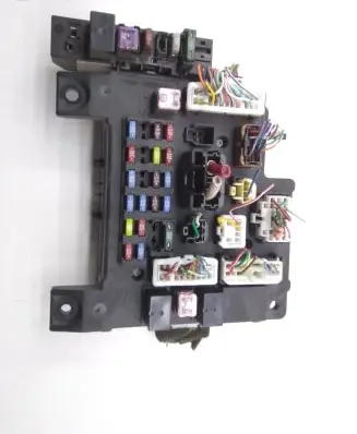 Peugeot 4007 Fuse module 8637A319