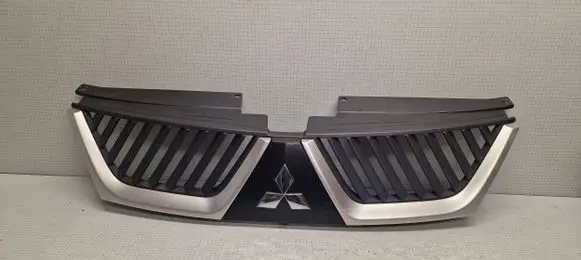 Mitsubishi Outlander Front bumper upper radiator grill 7450A037 7450A037ZZ 7450A038