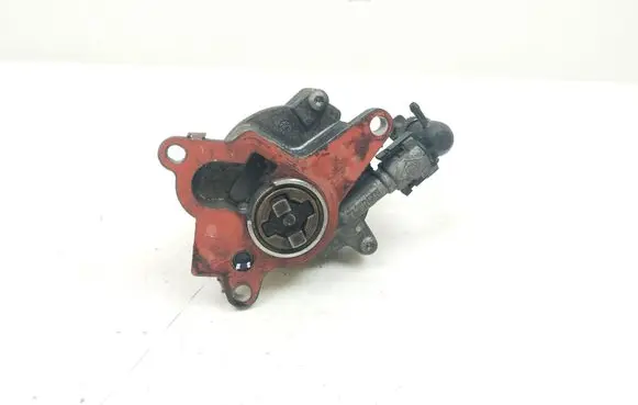 Nissan Note (E11) Vacuum pump 472458A