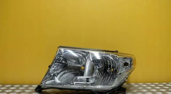 Toyota Land Cruiser (J200) Headlight/headlamp LANDCRUISER-200 1664