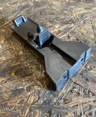 Opel Tigra B Rear bumper mounting bracket 13167490 0801024