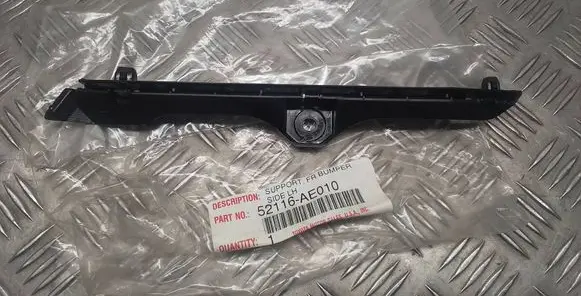Toyota Sienna XL20 II Front bumper mounting bracket 52116AE010
