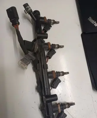 Volkswagen Golf VII Fuel injectors set 06L906031A 06L971627A