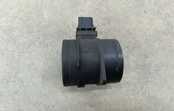 Volkswagen Crafter Mass air flow meter 