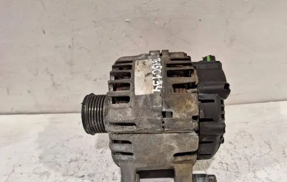 Peugeot 207 Generator/alternator TG15C134