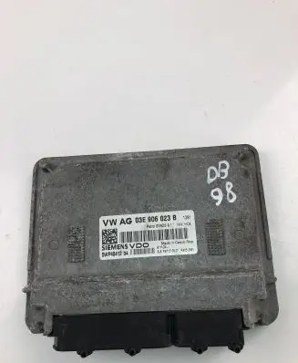 Skoda Fabia Mk1 (6Y) Engine control unit/module ECU 03E906023B