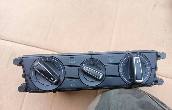 Seat Ibiza V (KJ) Climate control unit 6F1820045F 901562140003 20181003