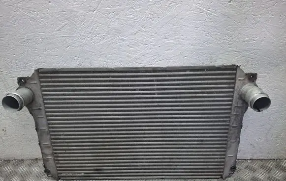 Toyota Avensis T250 Intercooler radiator JD1271002220 179400R010