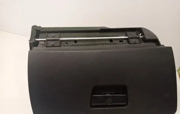 BMW 3 E90 E91 Glove box 51167120408 7120408