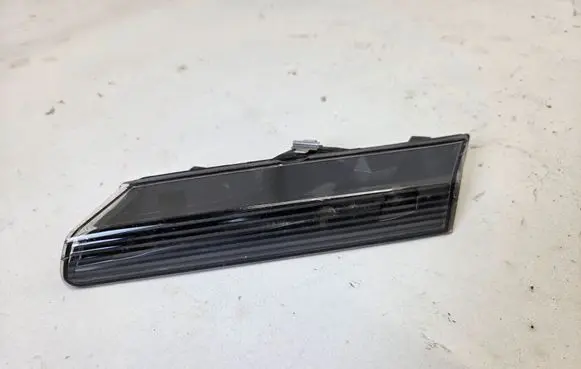 Saab 9-5 Front reflector 12783999