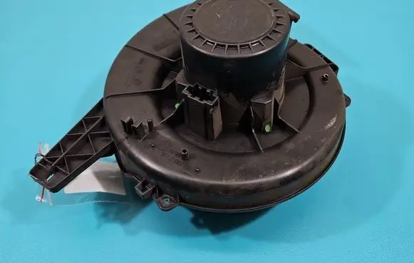 Heater fan/blower