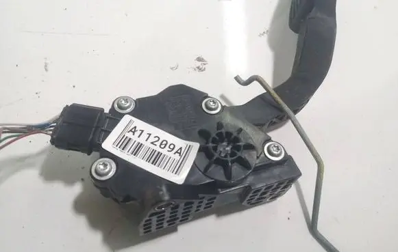 Toyota Yaris Accelerator throttle pedal 7811052020