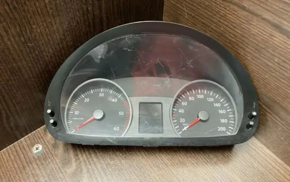 Volkswagen Crafter Speedometer (instrument cluster) HVW9064467921 9064467921
