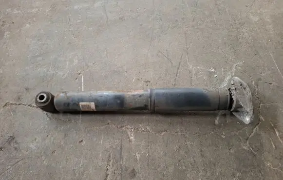 Volvo V60 Rear shock absorber/damper 31360103