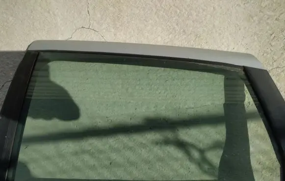 Nissan Almera Tino Rear door window glass