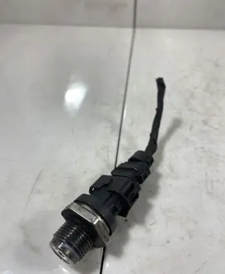 Fuel pressure sensor