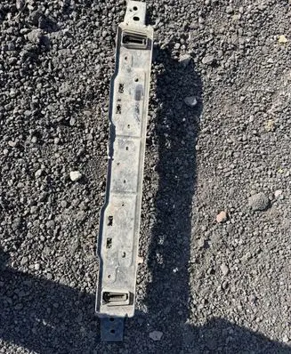 Peugeot 308 Bottom radiator support slam panel