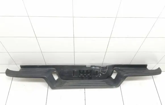 Trunk/boot sill cover protection
