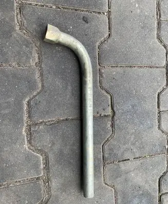 Volkswagen Golf III Wheel nut wrench 191012219