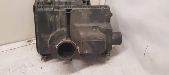 Toyota Prius (XW20) Air filter box 1001406970