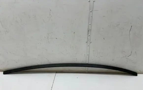 Roof trim bar molding cover