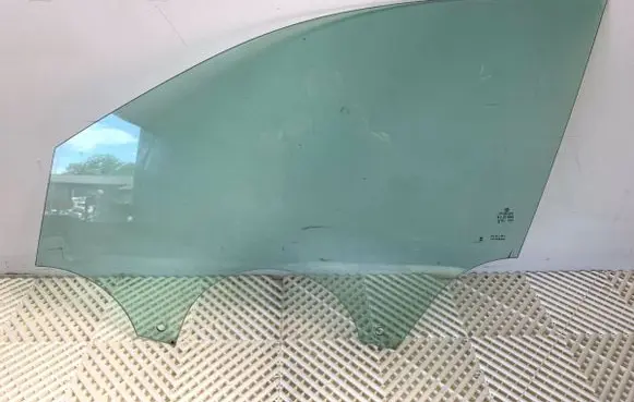 Volkswagen T-Roc Front door window glass four-door 2GA845201E