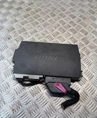 Audi Q7 4L Sound amplifier 4L0035223F