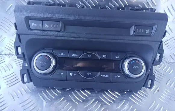 Mazda 3 III Climate control unit BHT161190C K40004108B VPDALH18C612AD