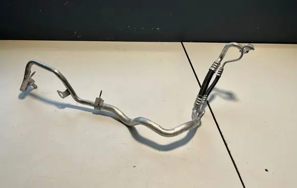 Air conditioning (A/C) pipe/hose