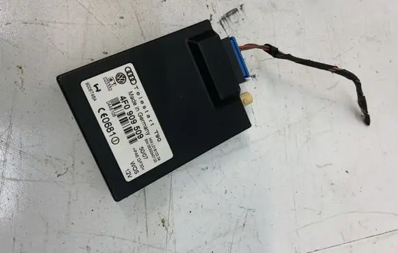 Volkswagen Touran I Auxiliary heating control unit/module 