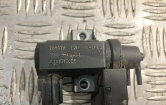 Toyota Avensis T250 Turbo solenoid valve 258190R011
